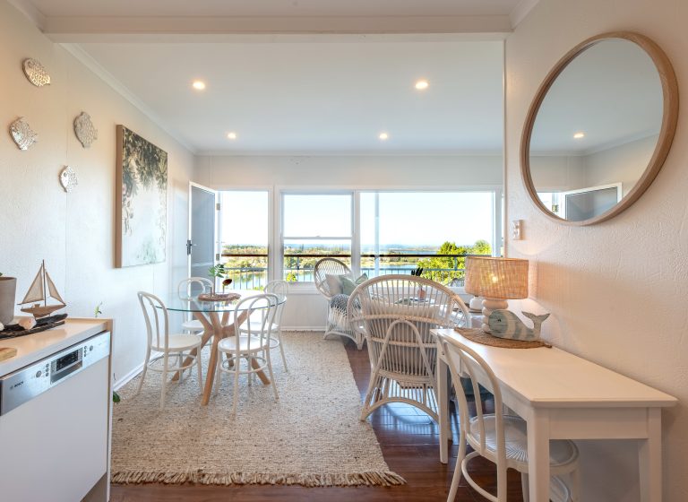 DiningKitchen1