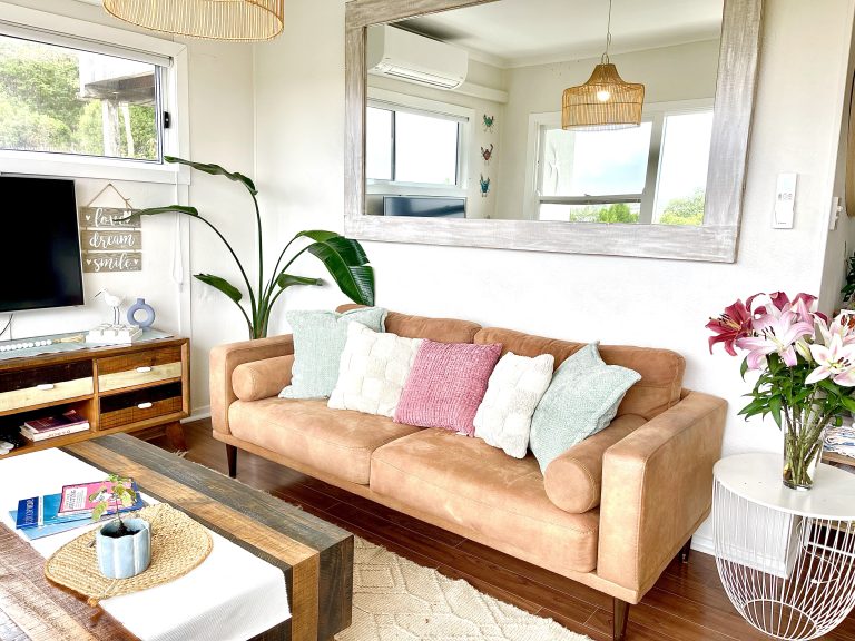 Seaview Lounge